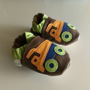 Robeez Leather Baby Shoes 0-6 months